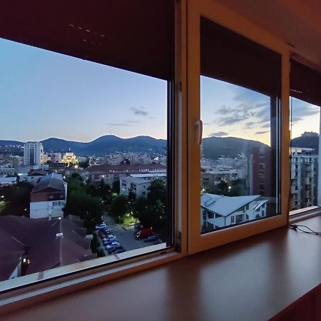 Cosy 2-Bedroom Apartment With An Amazing Panorama Deva Exteriér fotografie